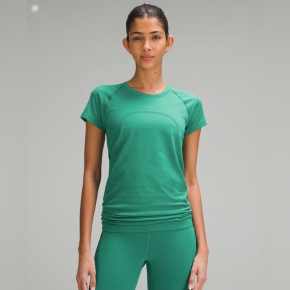 🌼Lululemon Swiftly Tech Short Sleeve Top in Cascadia Green Size 4